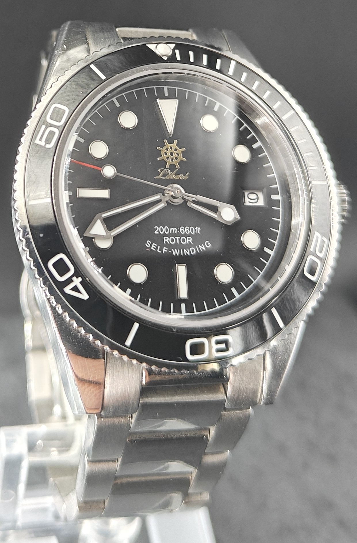 Urban Mariner black dial on steel bracelet